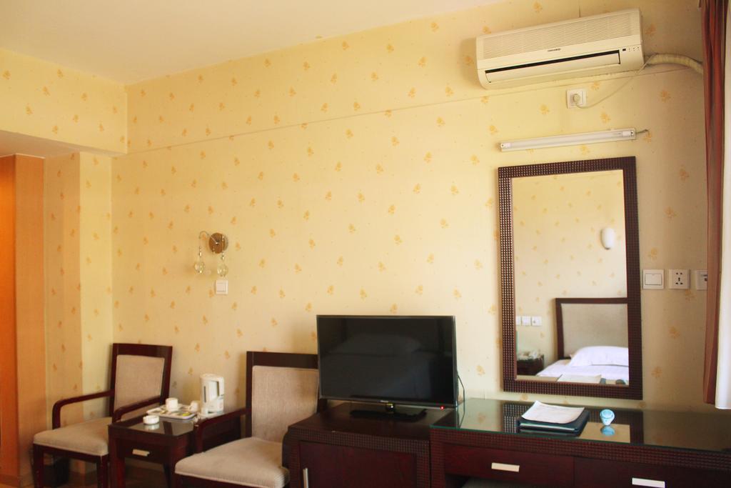 Rongbao Hotel Peking Exteriör bild